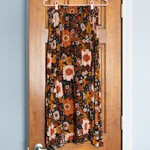 Natural life smocked maxi skirt LARGE NEVER WORN
